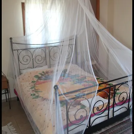Xenioti Pensionat 3*